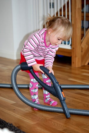 ... medan dottern skötte storstädningen. :)