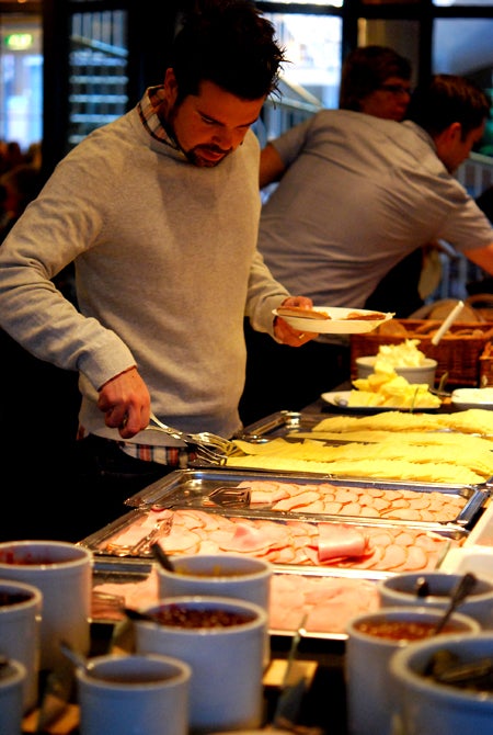Höjdpunkten med hela vistelsen, hotellfrukost!!!