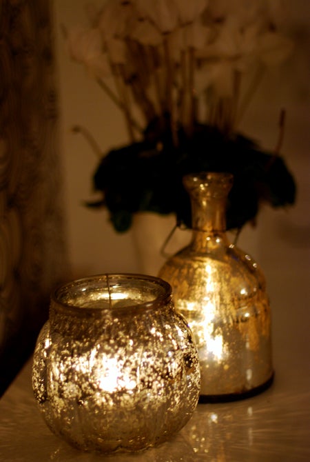 Nya fina lyktan från Indiska (närmast) ger superfint ljus!!