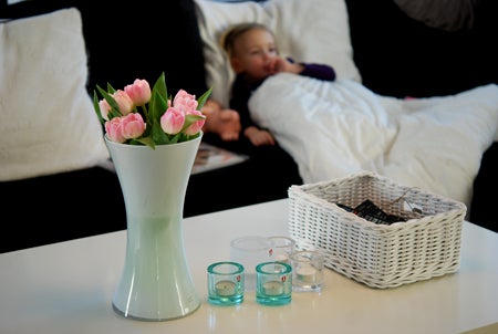 Olivia varvade ner med en film efter dagis, Herkules och Tarzan är favoriterna just nu. Kan kollas på huuur många gånger som helst.