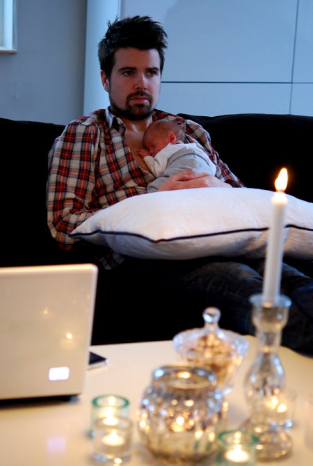 Lilla frimärket myser på pappa ♥
