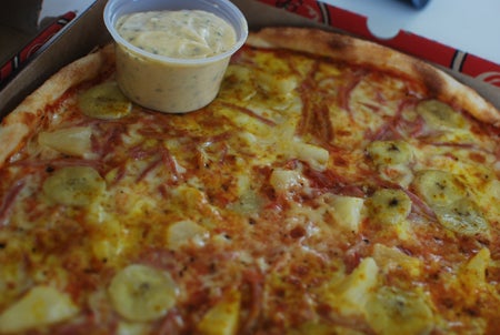 Till middag blev det pizza. Och TRE burkar Coca Cola. 