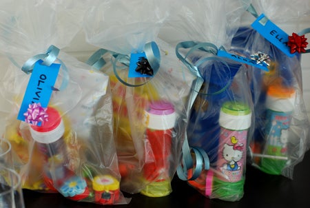 Fredagsmyspåsar till småttingarna. Poppis!