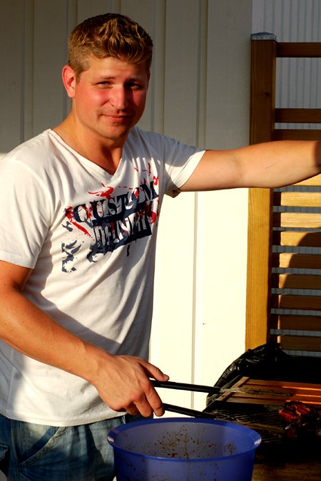 Grillmaster Chris. Som hälsar att han är singel om någon undrar... ;-) hehe.