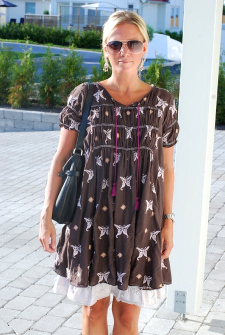 Påväg upp på stan, vi hade iallafall tur med vädret ;-) (Tunika Odd Molly (traderafynd!) underklänning Cream, solisar Prestige (Åhléns) och handväska Mulberry.