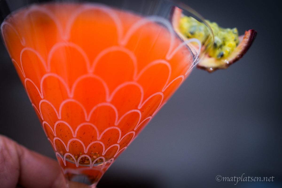 Summer Sour cocktail serverad i glas