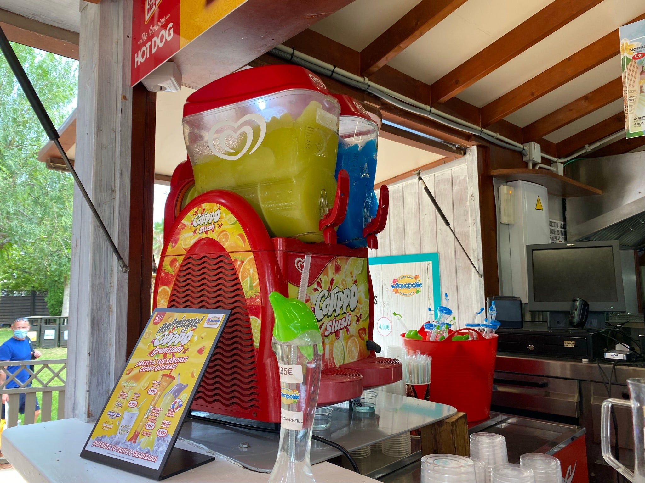 53CFA4FF-C5EE-49F2-9D48-6FC9F82539CA