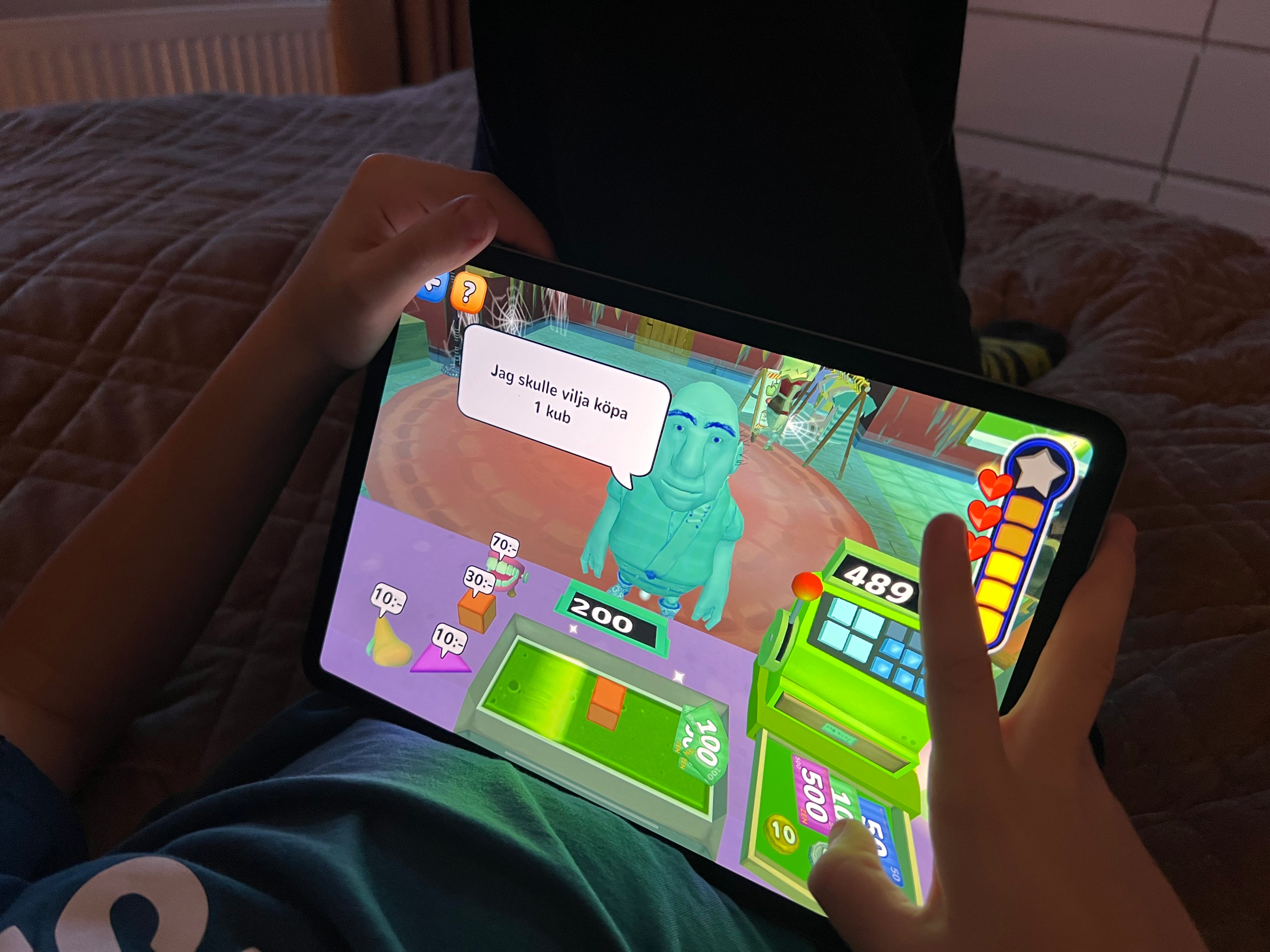 BCA28B67-5D99-4937-A96D-9E96DB3AC09C