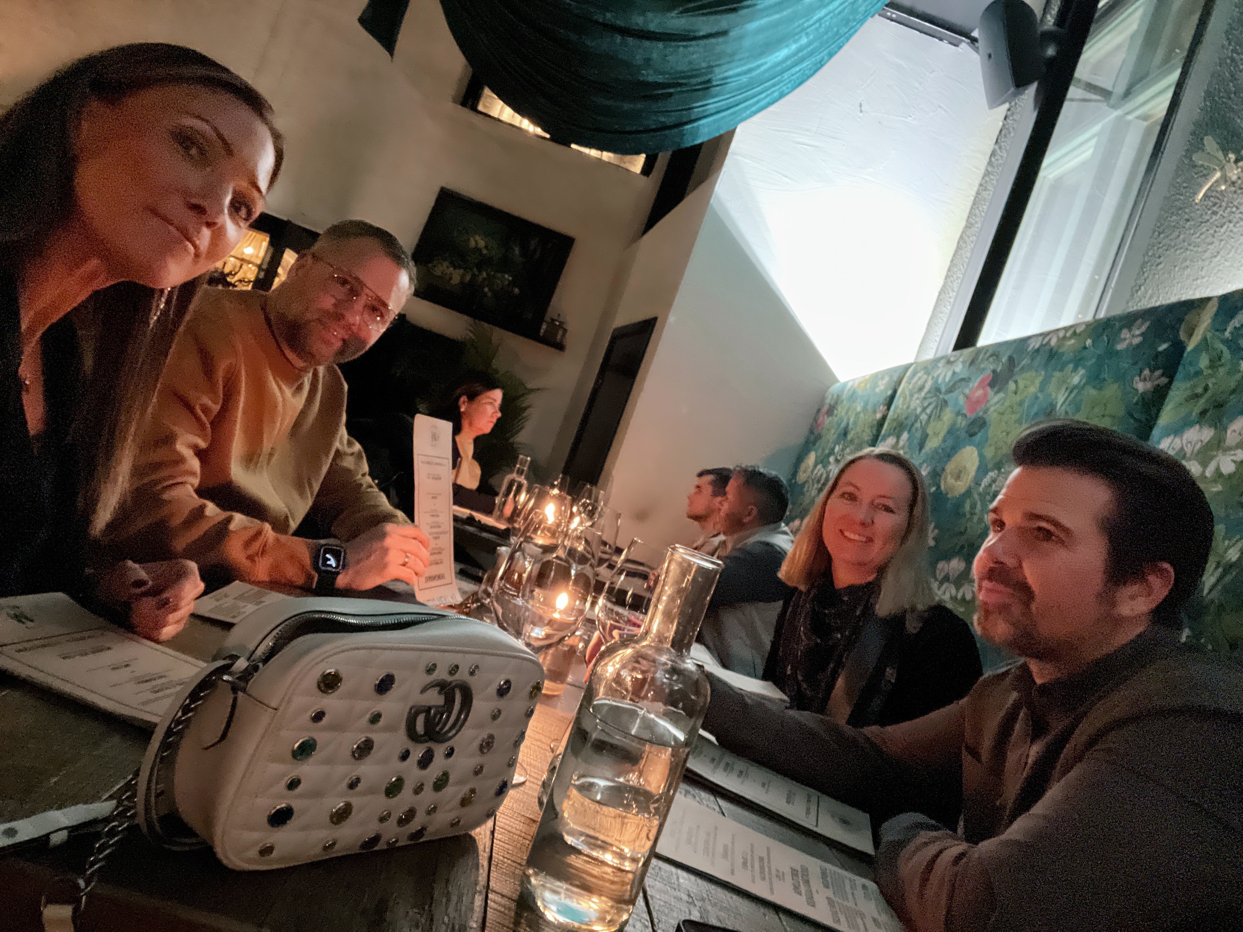 C70CA391-0342-415C-9D94-D1073D7677B0