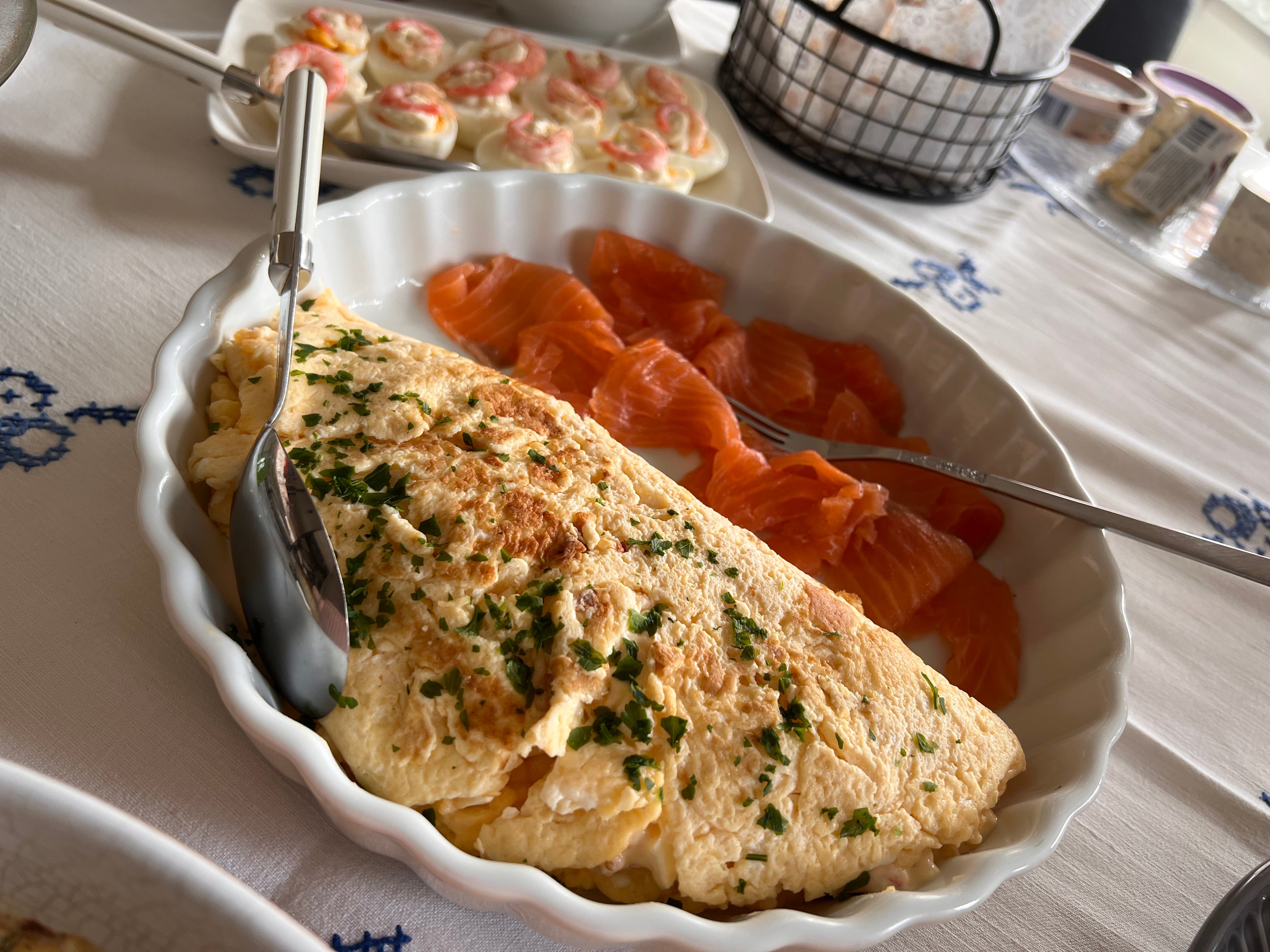 665F872E-52D2-4A93-89BE-70D741339048