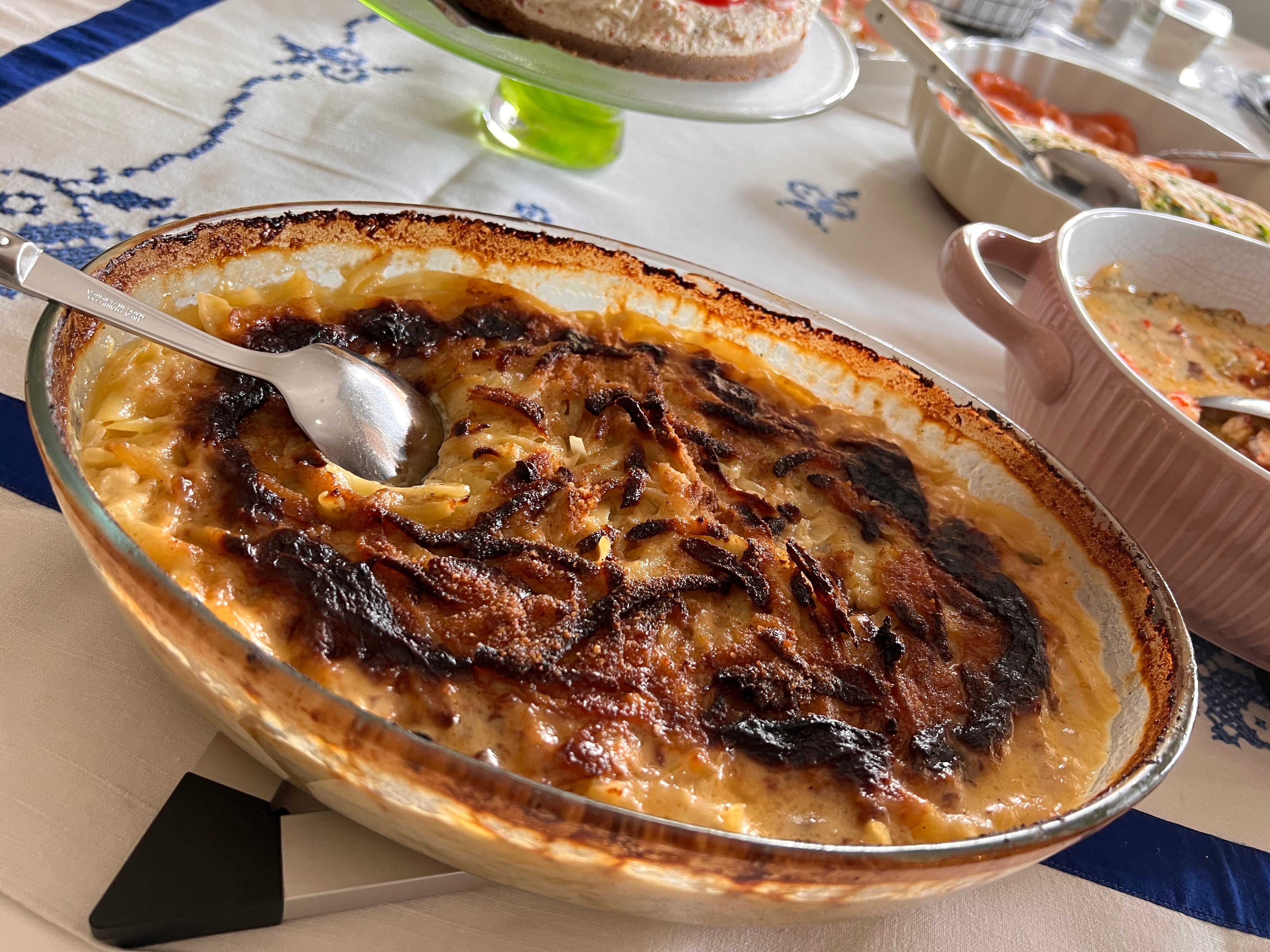 CDA7A5EE-F176-40A6-A4DF-45DAB7E4BAAC