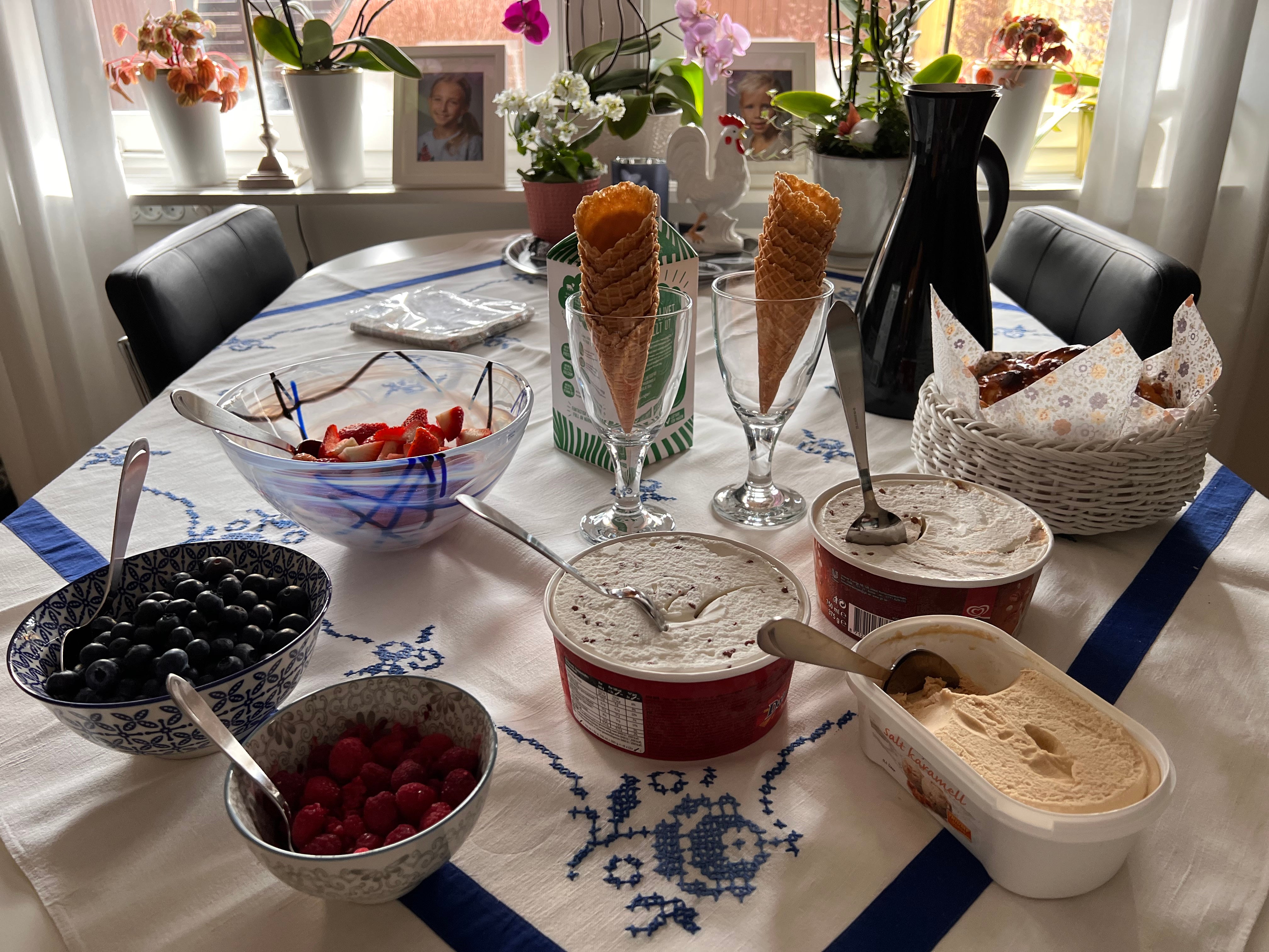 F47F9AF9-FE49-4825-B98A-99DA740E65A9