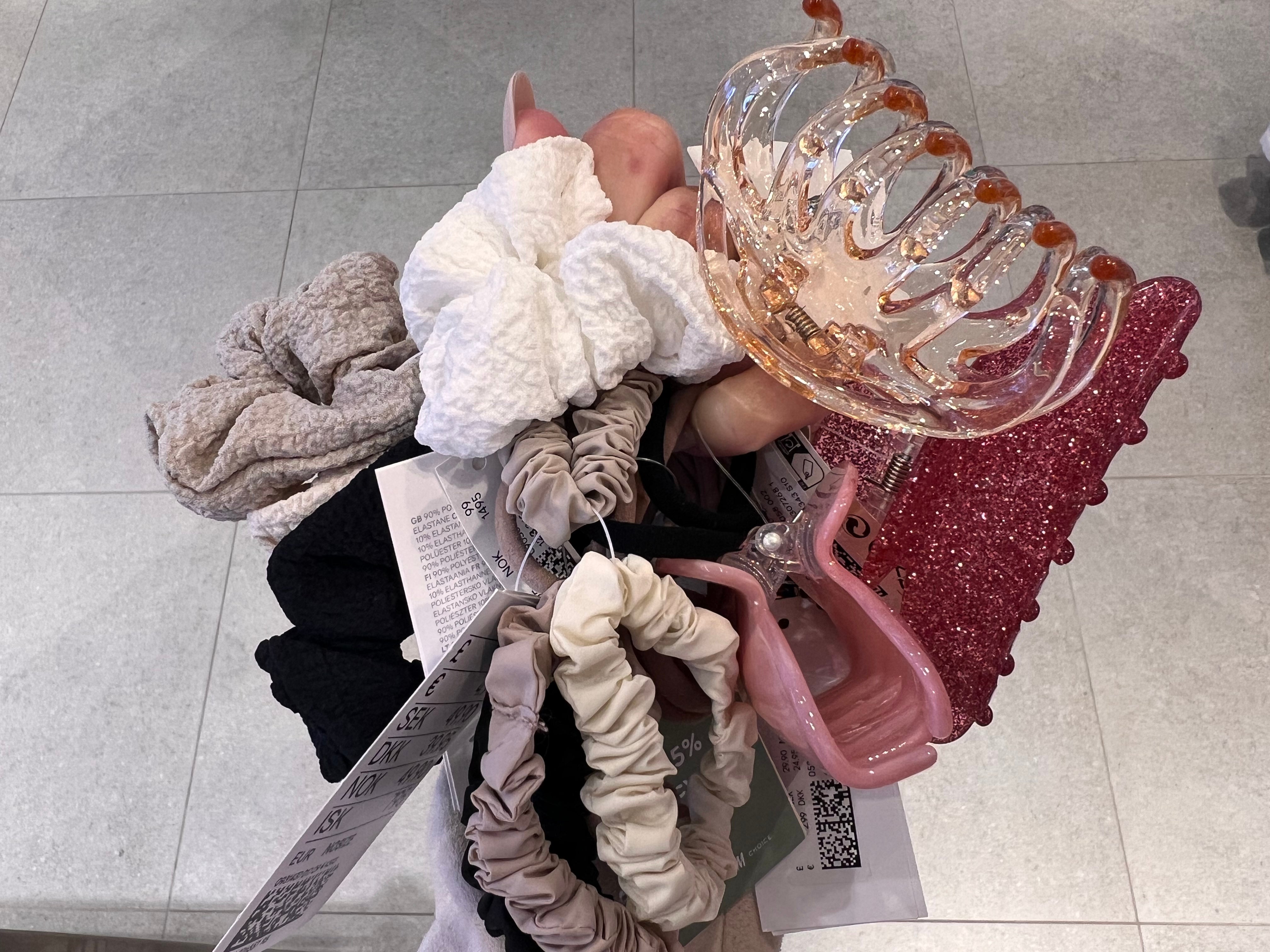 6A3B1026-A00B-4854-8D2F-E63FF554697D