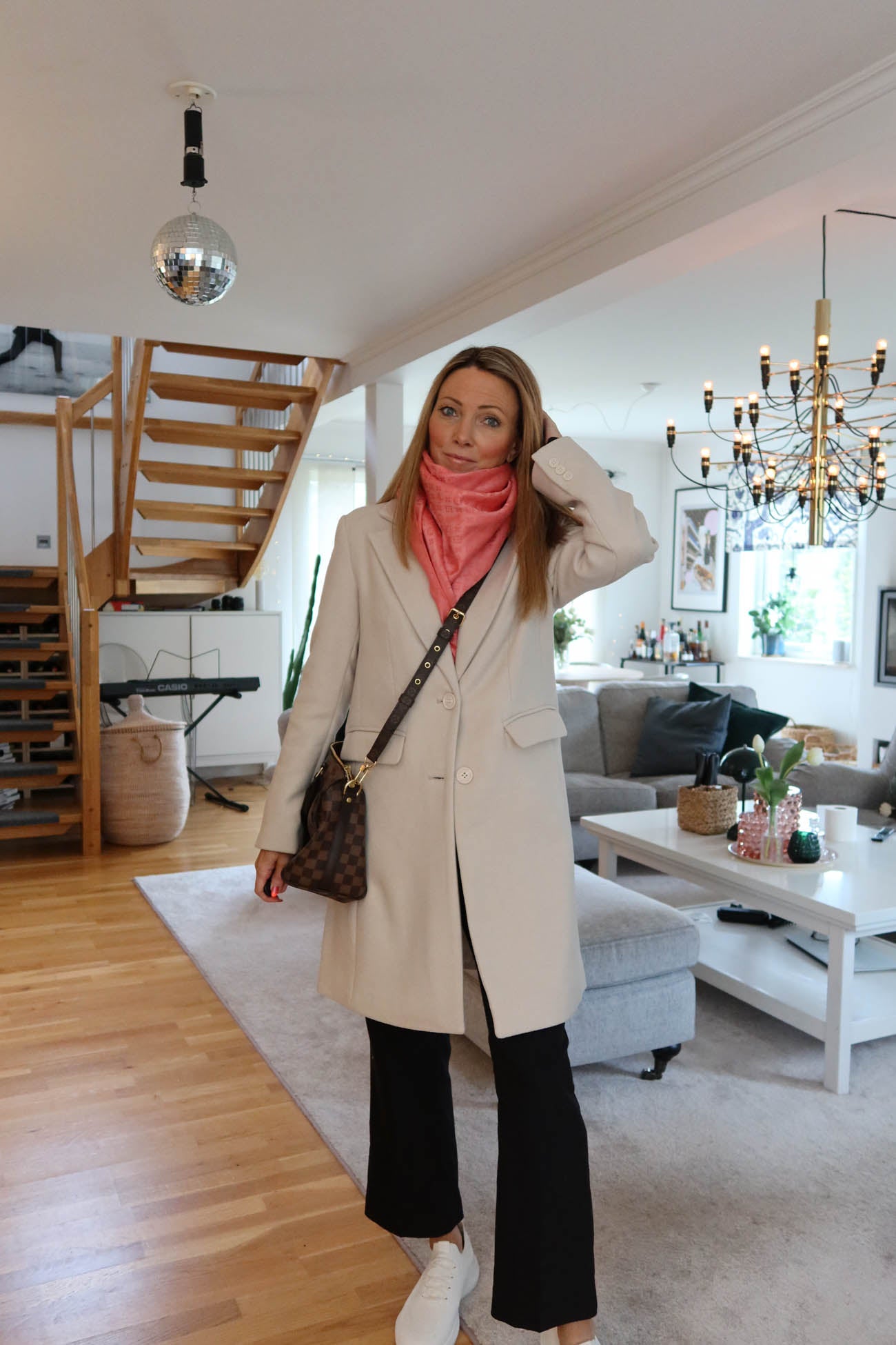 CEC5CF71-3EF5-4F92-914F-2E7C56238C3C