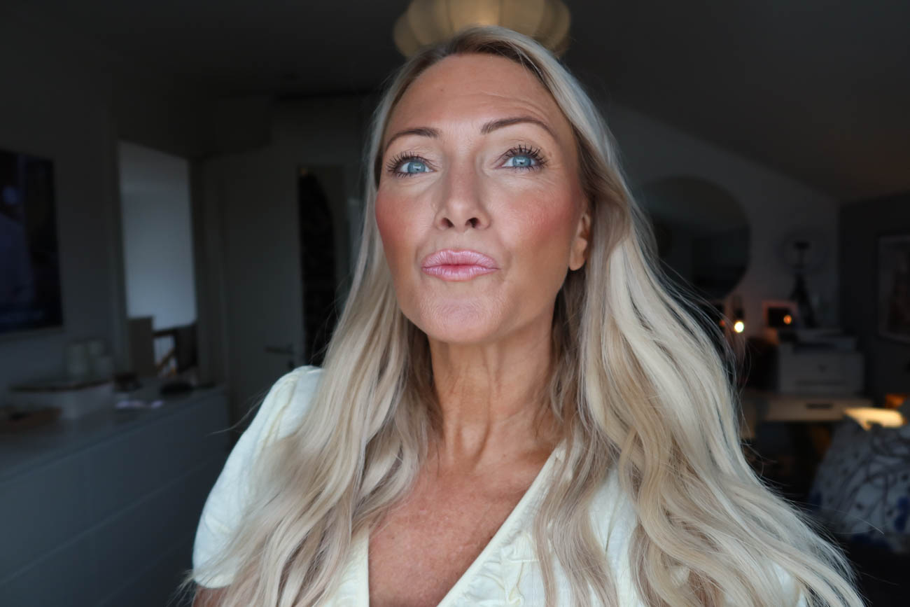 Närbild på rosa läppstift