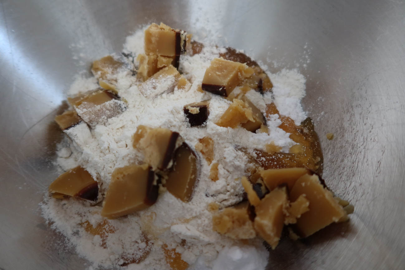 Kolakaksdeg på plåt