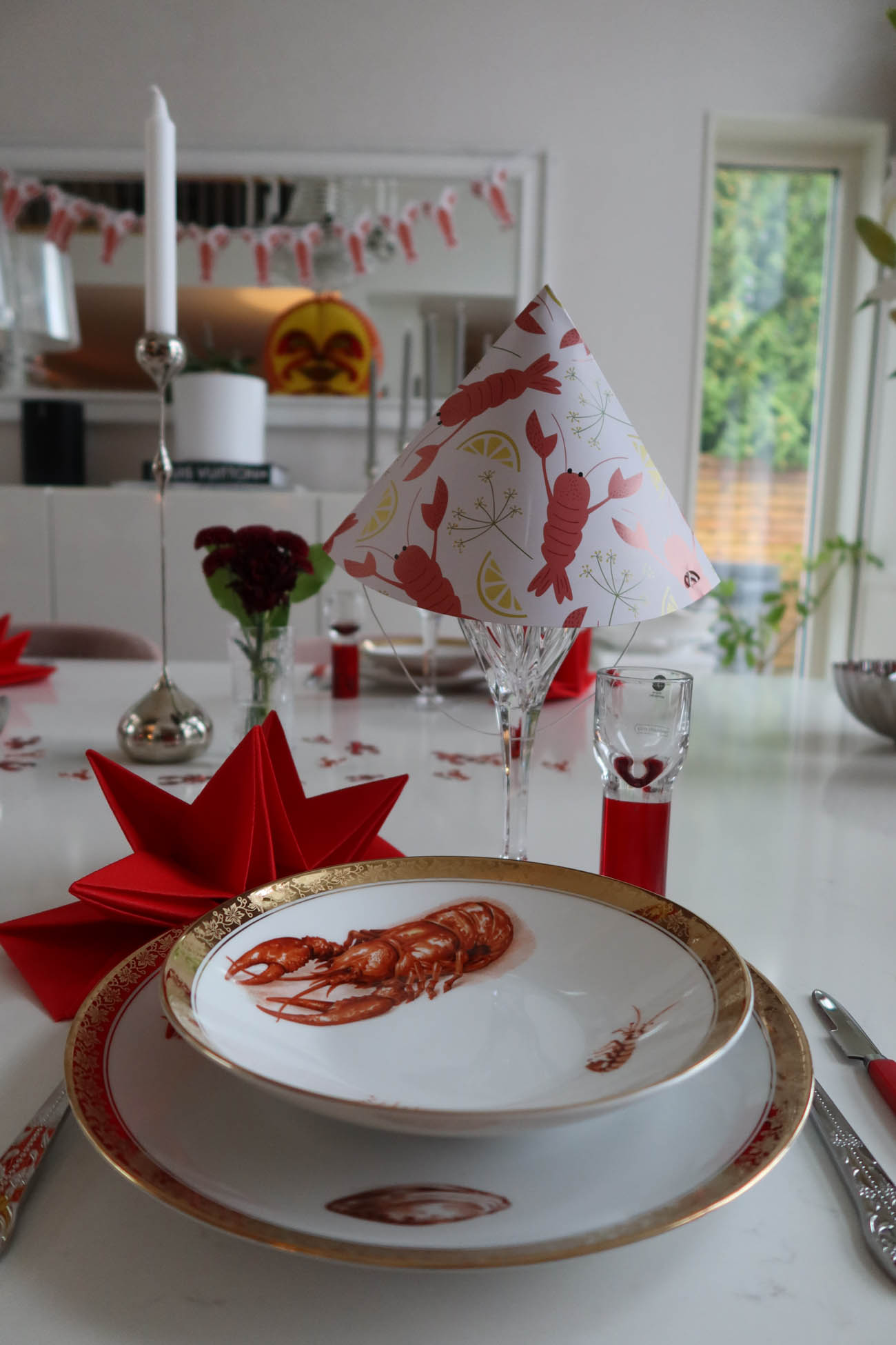 Kräftor och uppläggning på kräftskiva – Matplatsen