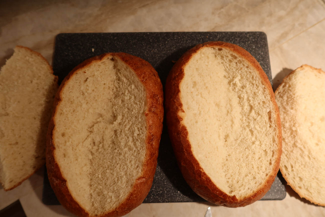 Ostigt och härligt bjudbröd