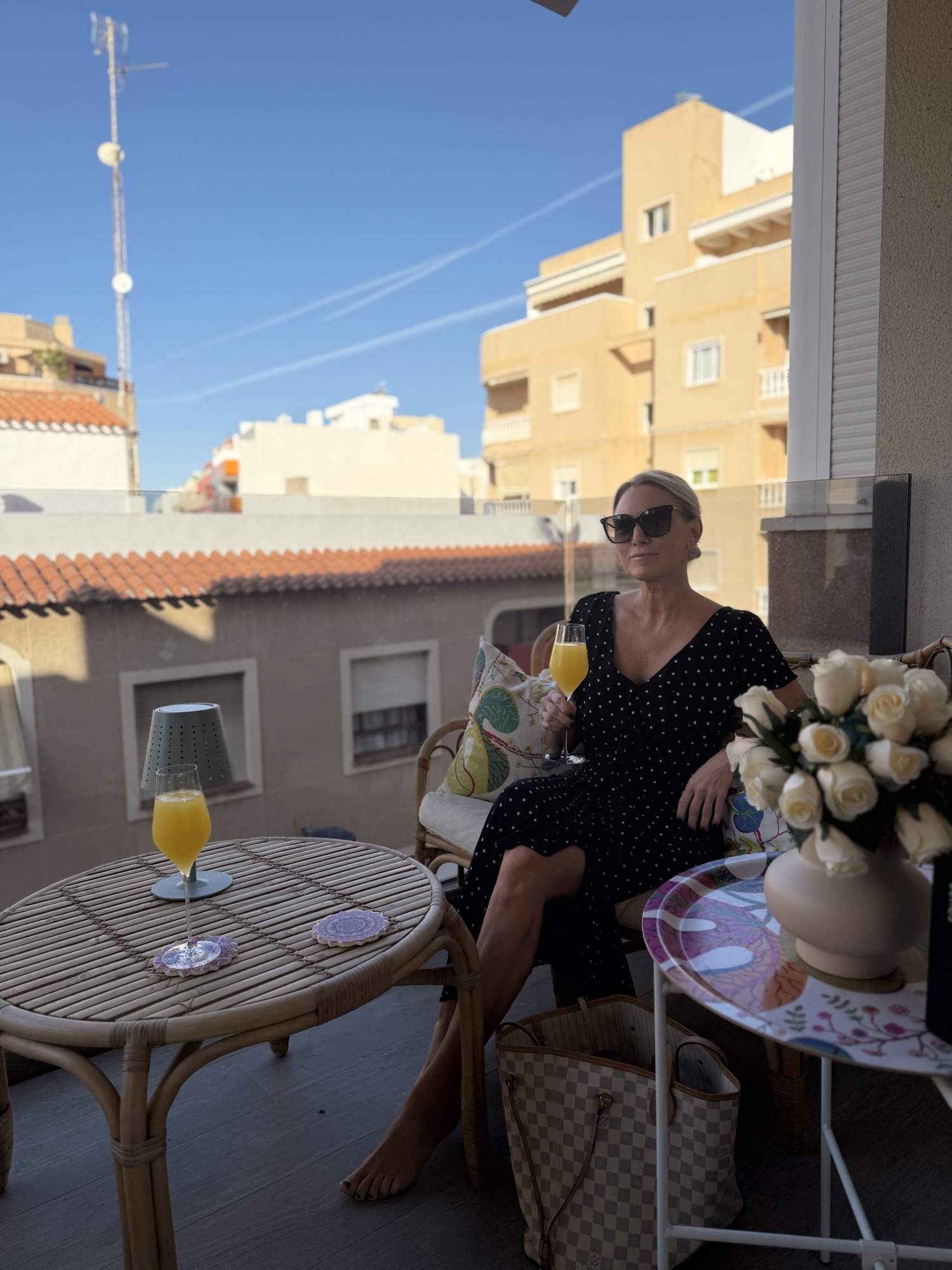 Spansk marknad med frukt och lokala delikatesser