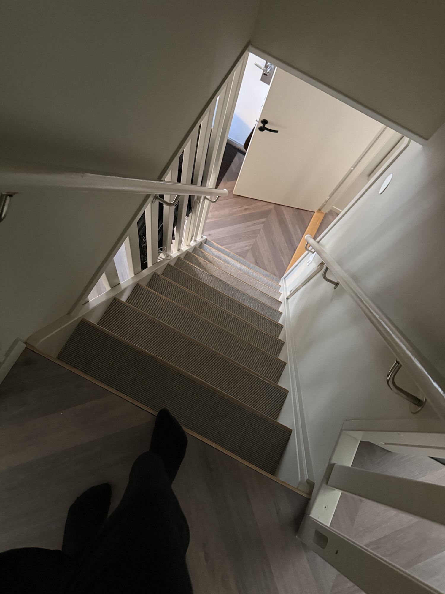 Mysigt vardagsrum i stugan på Tanumstrand