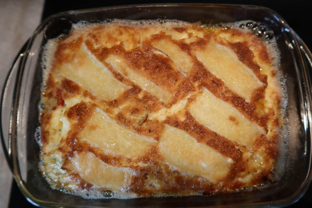 Brieostpaj med körsbärstomater