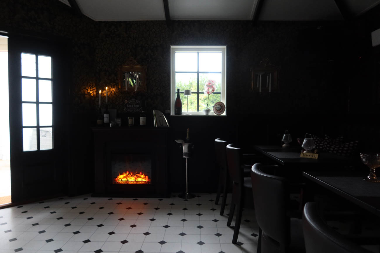 Mysig hörna i hemmabaren