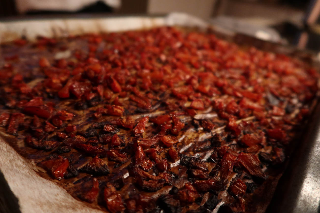 Tomater efter långbakning till tomattartar