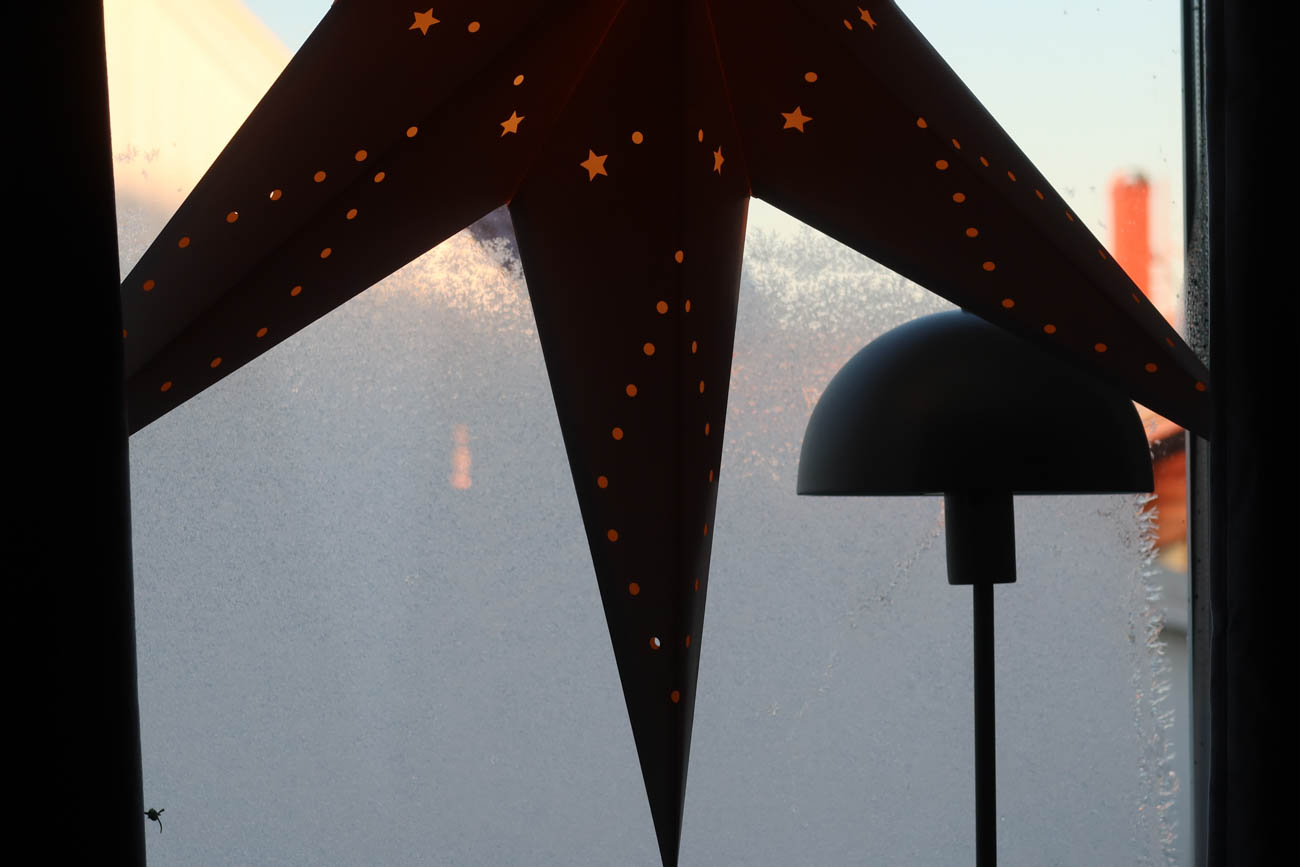 Vinterkallt fårskinn på uteplatsen – Matplatsen