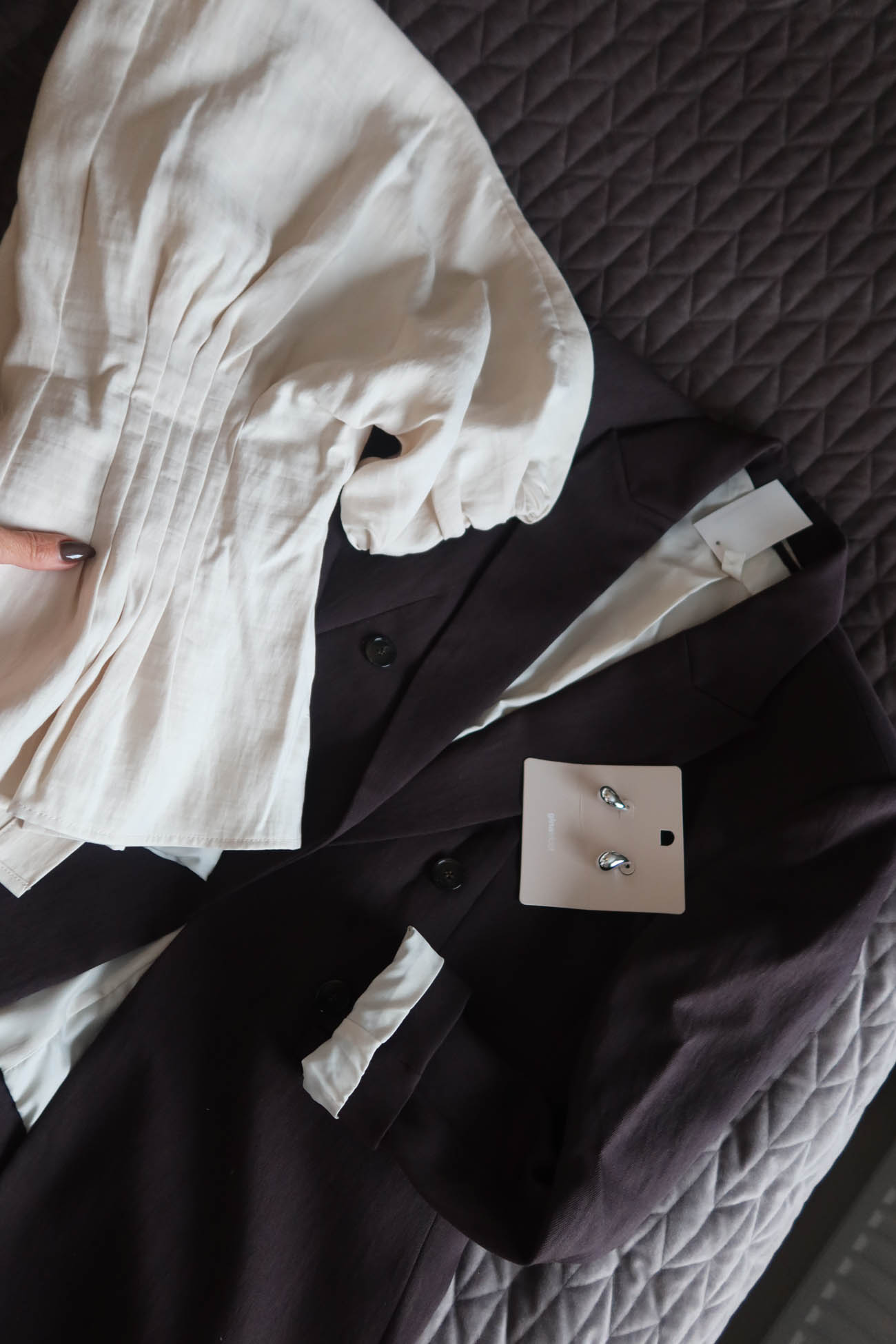 Blus från H&M – outfit till kjol